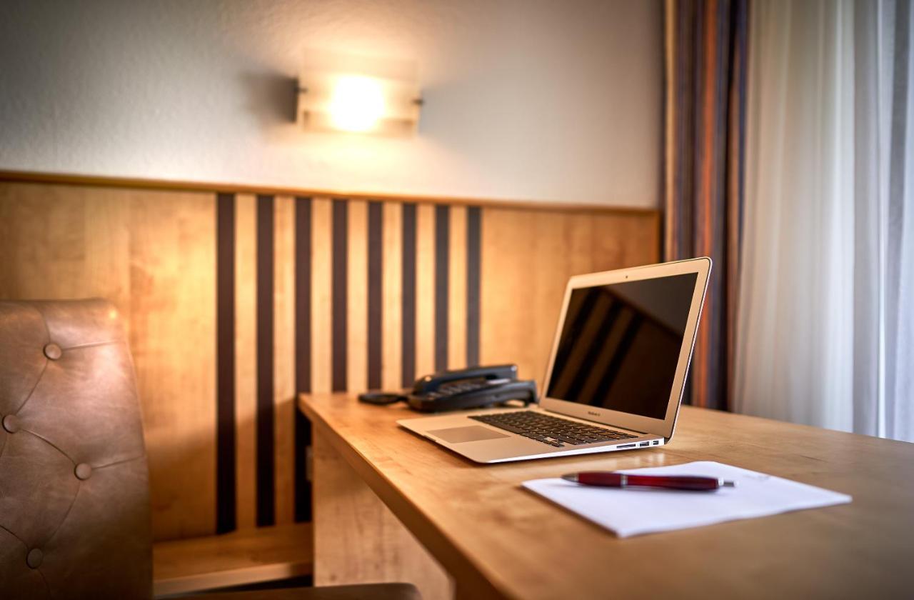 Parkhotel 뉨브레히트 외부 사진