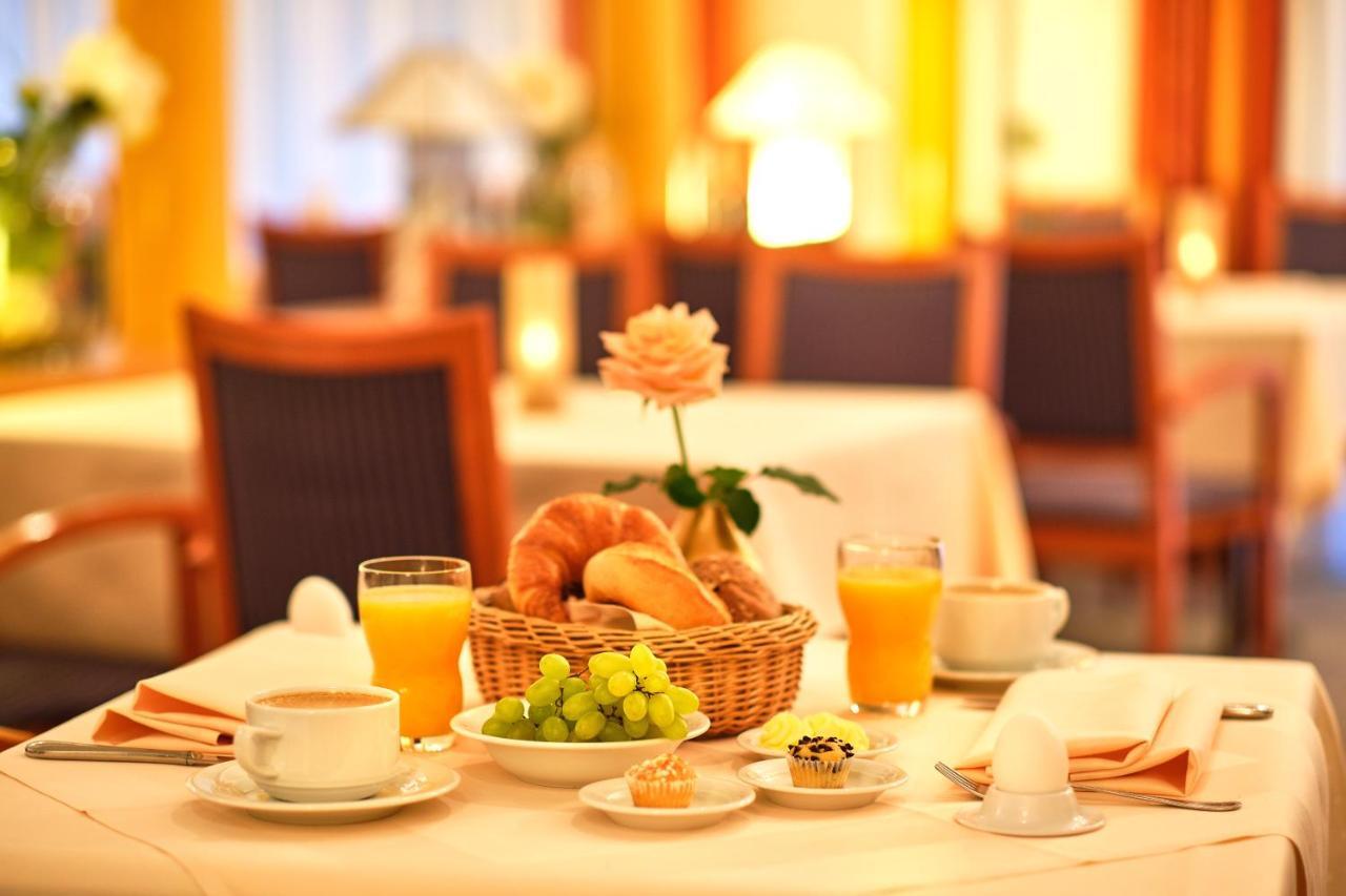 Parkhotel 뉨브레히트 외부 사진